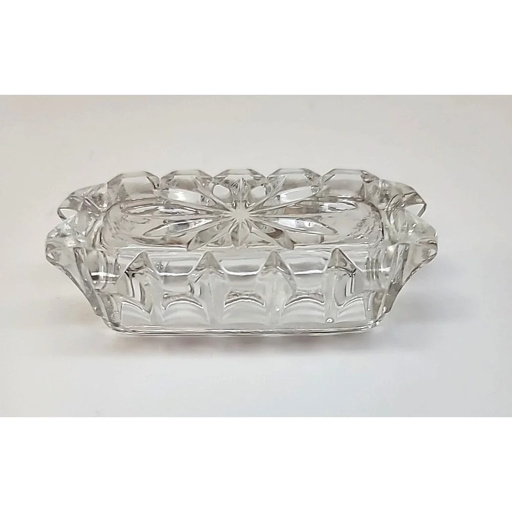 Vtg Clear Crystal Hat Pin/Hair Pin Vanity Box Metal Lid w/Hibiscus Flower